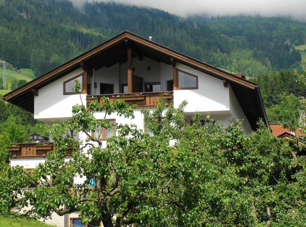 Gaestehaus Treichl Fügen Exterior foto