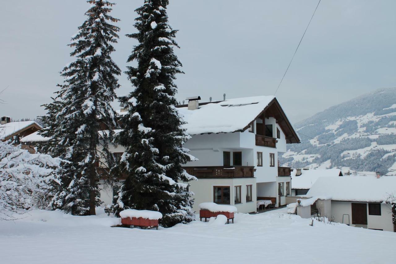 Gaestehaus Treichl Fügen Exterior foto